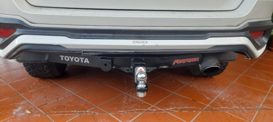 Toyota Fortuner, Hala trailer (Incluye instalación)