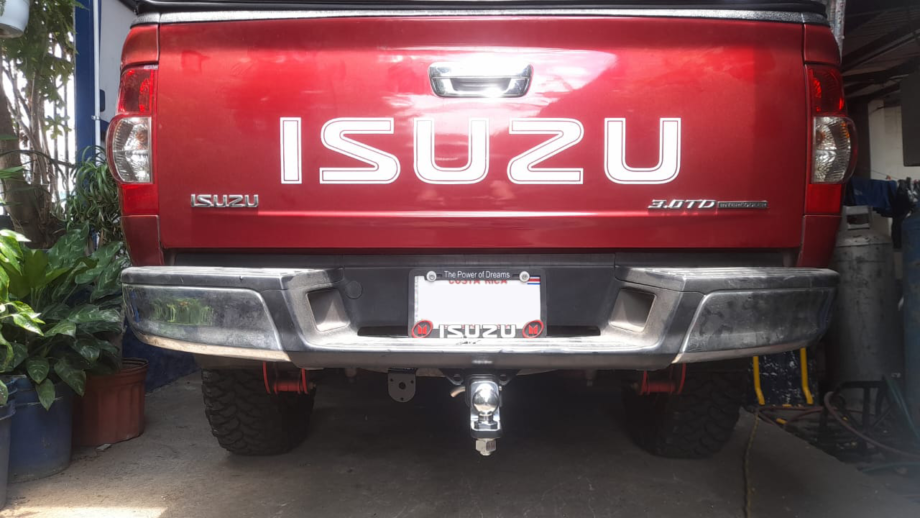 Hala Trailer para Isuzu DMAX 2007-2012 (Incluye instalación)