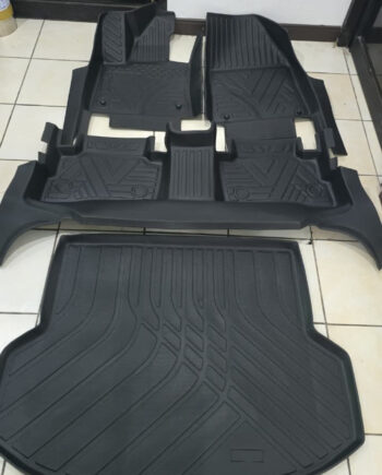 Geometry C 2022-2025, Alfombras de Bandeja, 2 filas y cajuela.